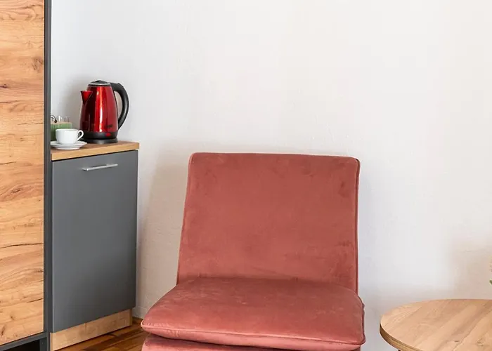 Apartment Two Oranges