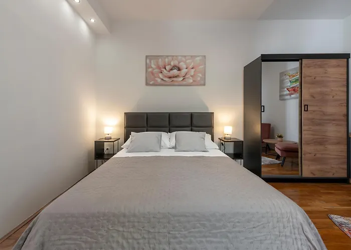 Two Oranges Dubrovnik